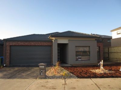 52 Pyrenees Road, Clyde North