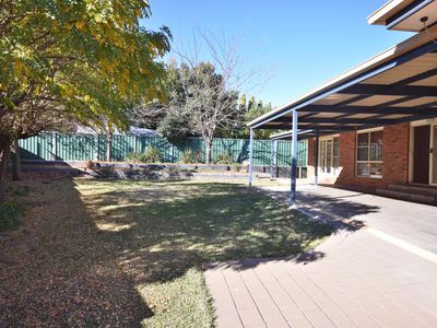 11 Grevillea Close, Dubbo
