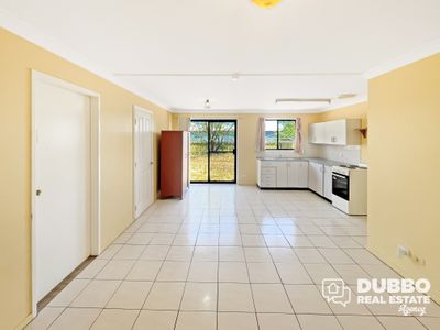 3 Sloman Close, Dubbo