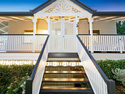 96 Raff Avenue, Holland Park
