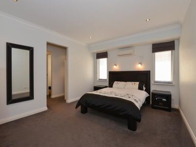 9 Sharp Road, Somerville