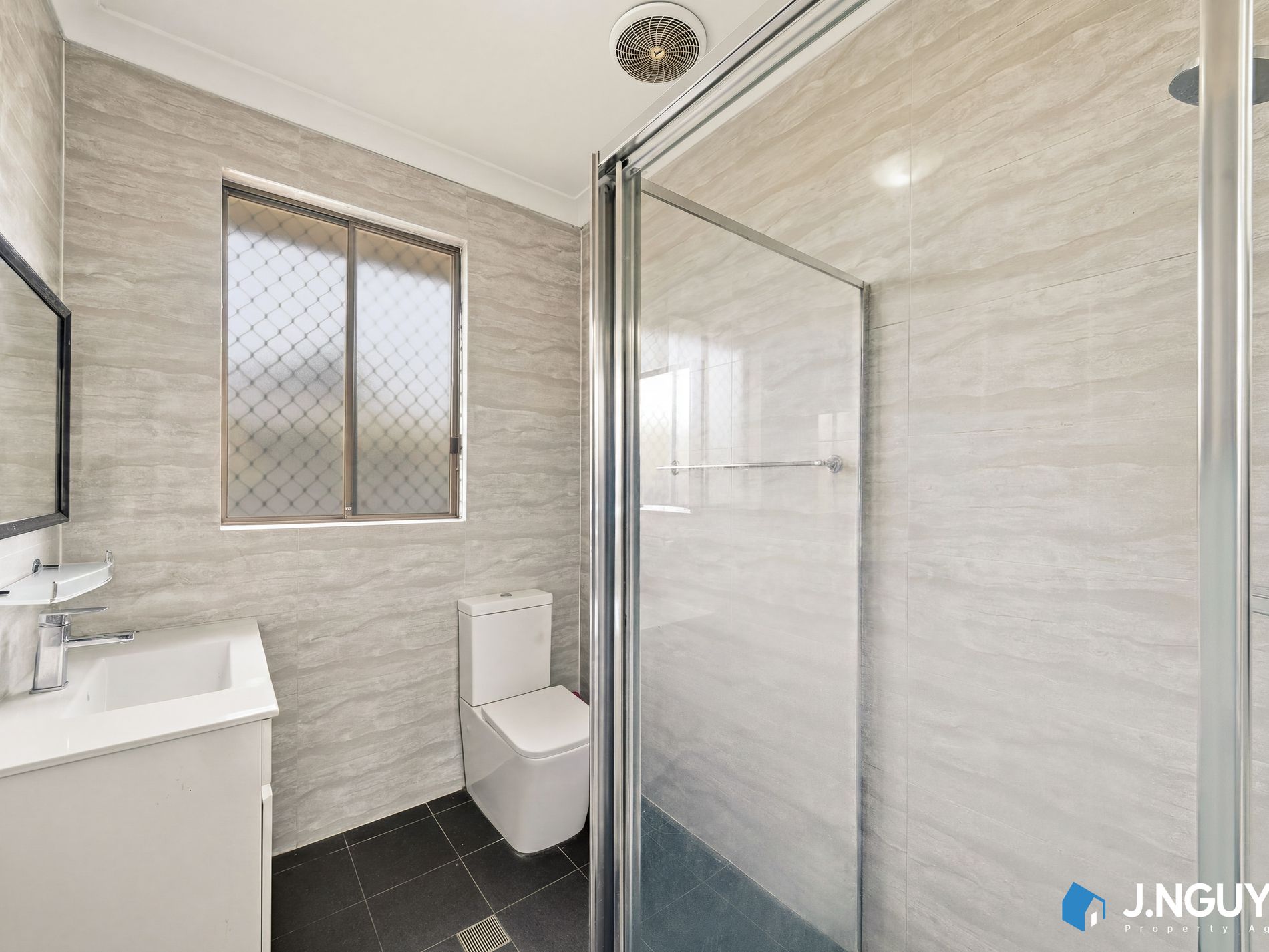 14 Kambala Crescent, Fairfield West