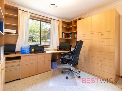 11 Namatjira Crescent, Orange