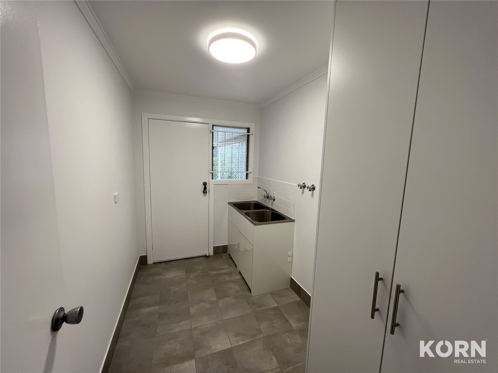 225 Lambert Road, Indooroopilly