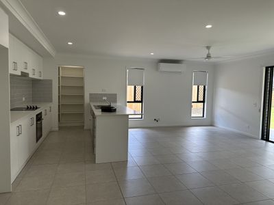 4 Leatherwood Street, Fernvale