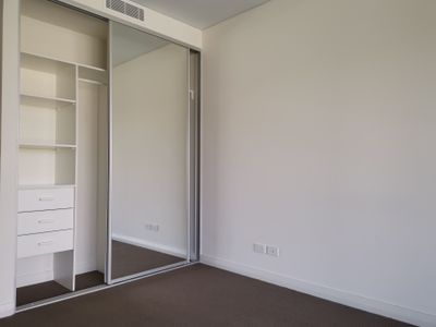 1508 / 11 Charles Street, Canterbury