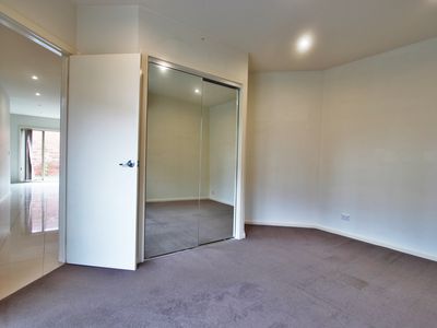 2 / 108 Haughton Road, Oakleigh