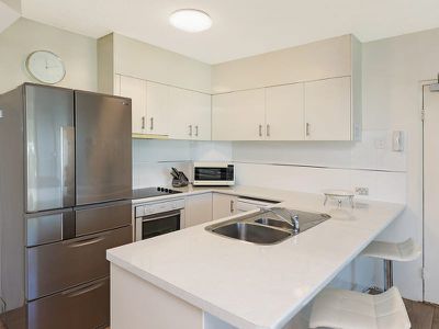 4 / 42-56 River Esplanade, Mooloolaba