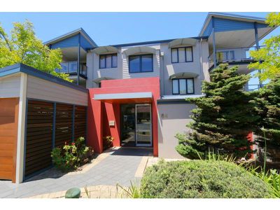 3 / 84 Lockhart Street, Como