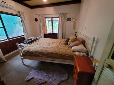 26 Sunrise Rd,, Sapphire Central