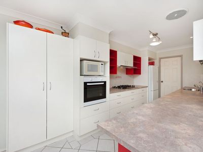 98 Leo Drive, Narrawallee