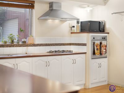 52 Maamba Road, Wattle Grove