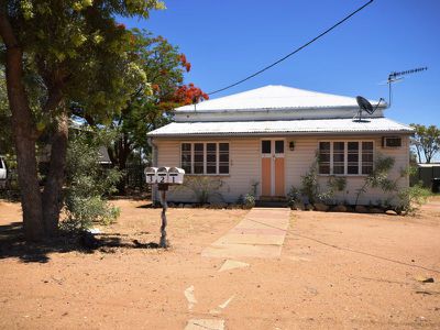 1 / 115 Kingfisher Street, Longreach