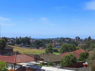 31 Lake Heights Road, Lake Heights