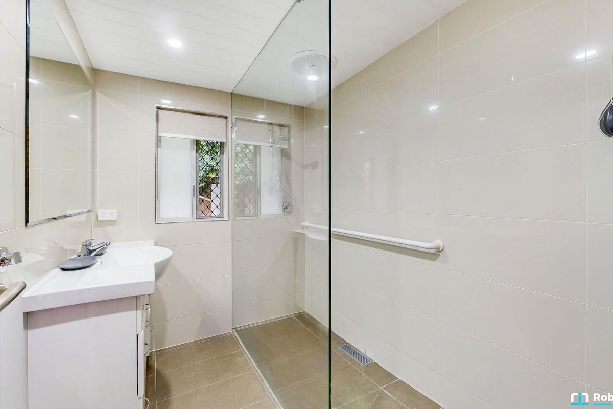 22 Pines Avenue, Cooroibah