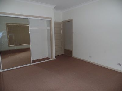 85A Falcon Circuit, Green Valley