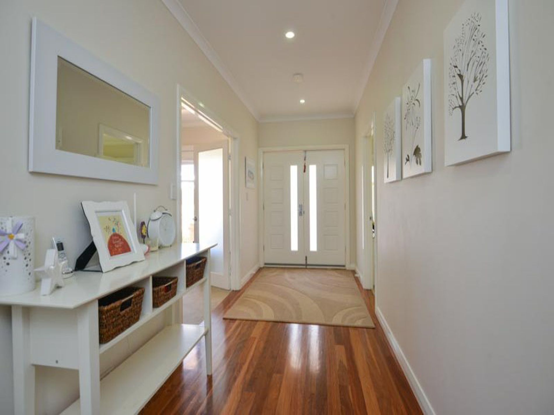 17 Riseberry Way, Somerville