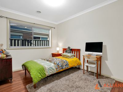 5 Cragside Place, Deer Park