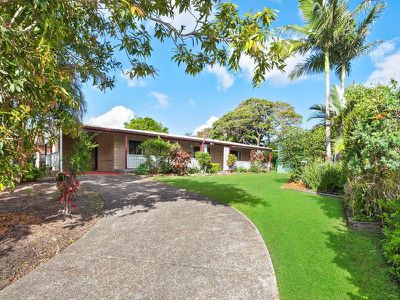 21 Foedera Crescent, Tewantin