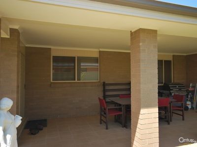 17 William Farrer Drive, Dubbo
