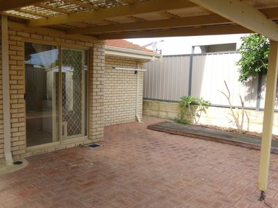 2/197 Albert Street, Osborne Park