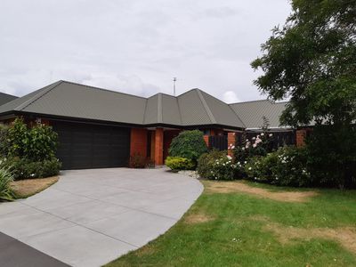 4 Pepperwood Place, Shirley