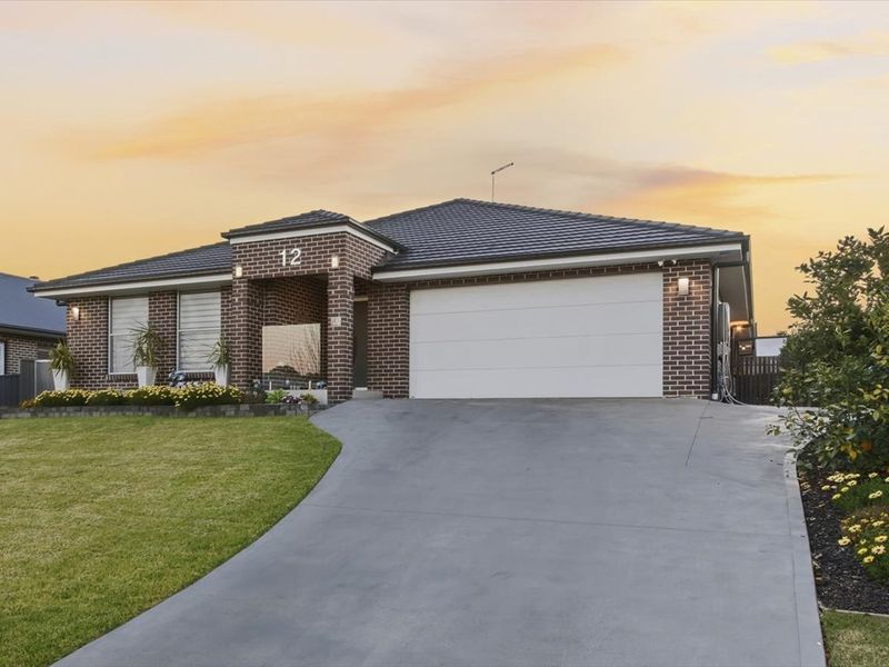 12 Highland Crescent, Thirlmere