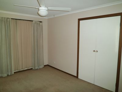 73 Derrimut Road, Werribee