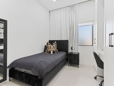 30 Bland Street, Carramar