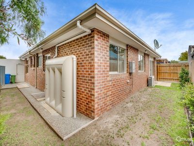 26A Robinson Crescent, Hampton Park