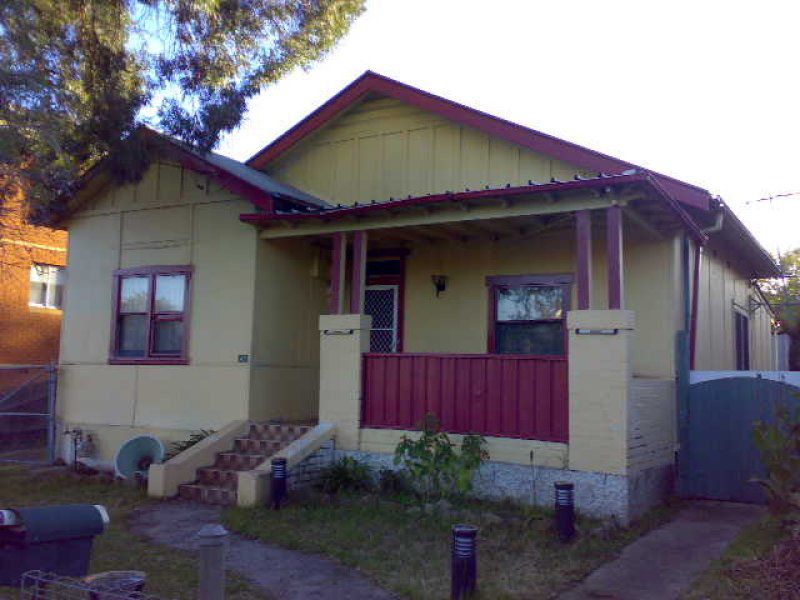 43 Augusta, Punchbowl