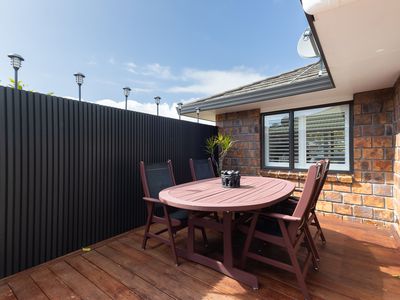 2 Jeannie Way, Waikanae Beach