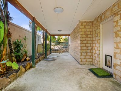 6B HYMUS STREET, Rockingham