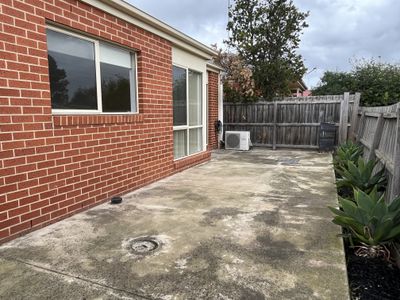 2 / 207 Torquay Road, Grovedale