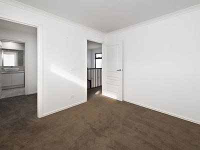 4 / 4 Fortune Street, Box Hill North