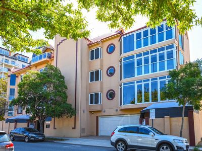 2 / 28 Nile Street, East Perth
