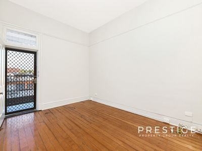 FLAT / 11 Belmore Street, Arncliffe