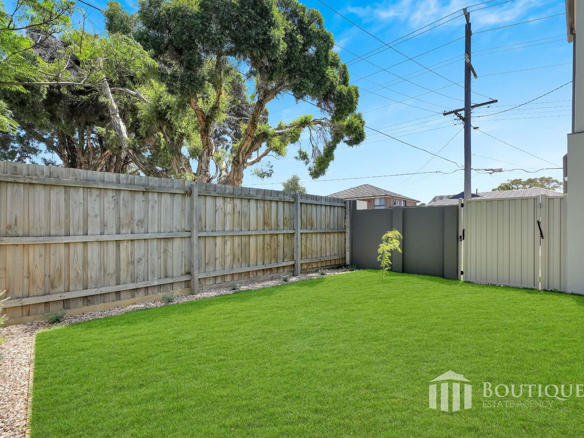 15 Genoa Street, Dandenong North