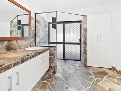 6 Walnut Street, Holloways Beach