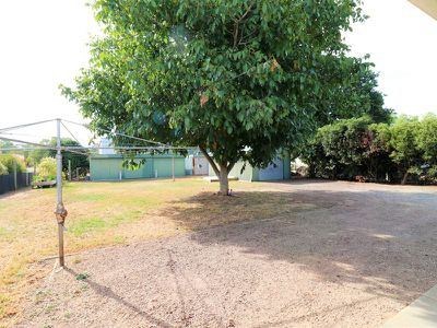 93 Livingstone St, Avenel