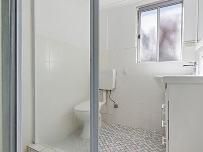 4 / 20 Bringelly Road , Kingswood