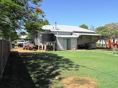 10 Heron street, Longreach