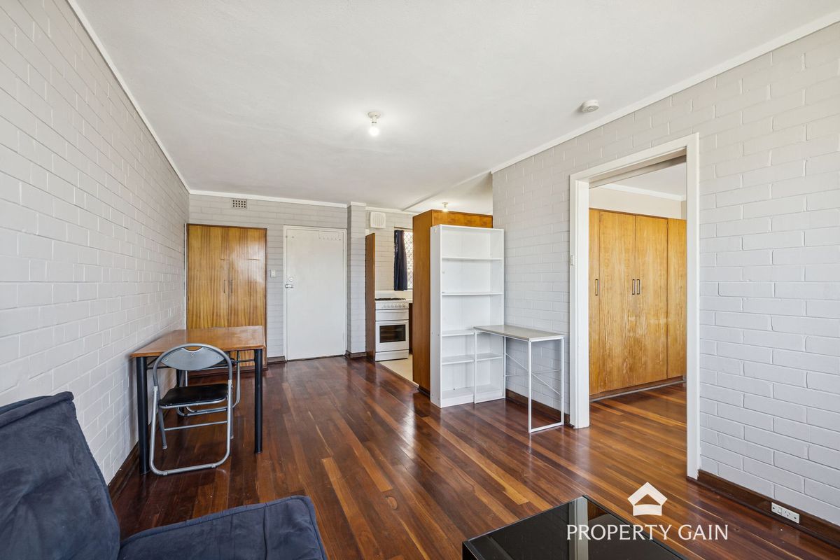 6 / 82 Broadway, Crawley