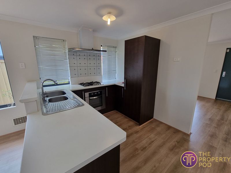35 Moston Crescent, Bertram