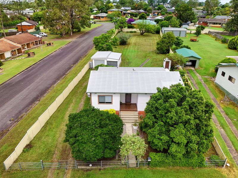 18 Summerville Street, Wingham