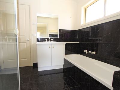30 Scullys Lane, Heathcote