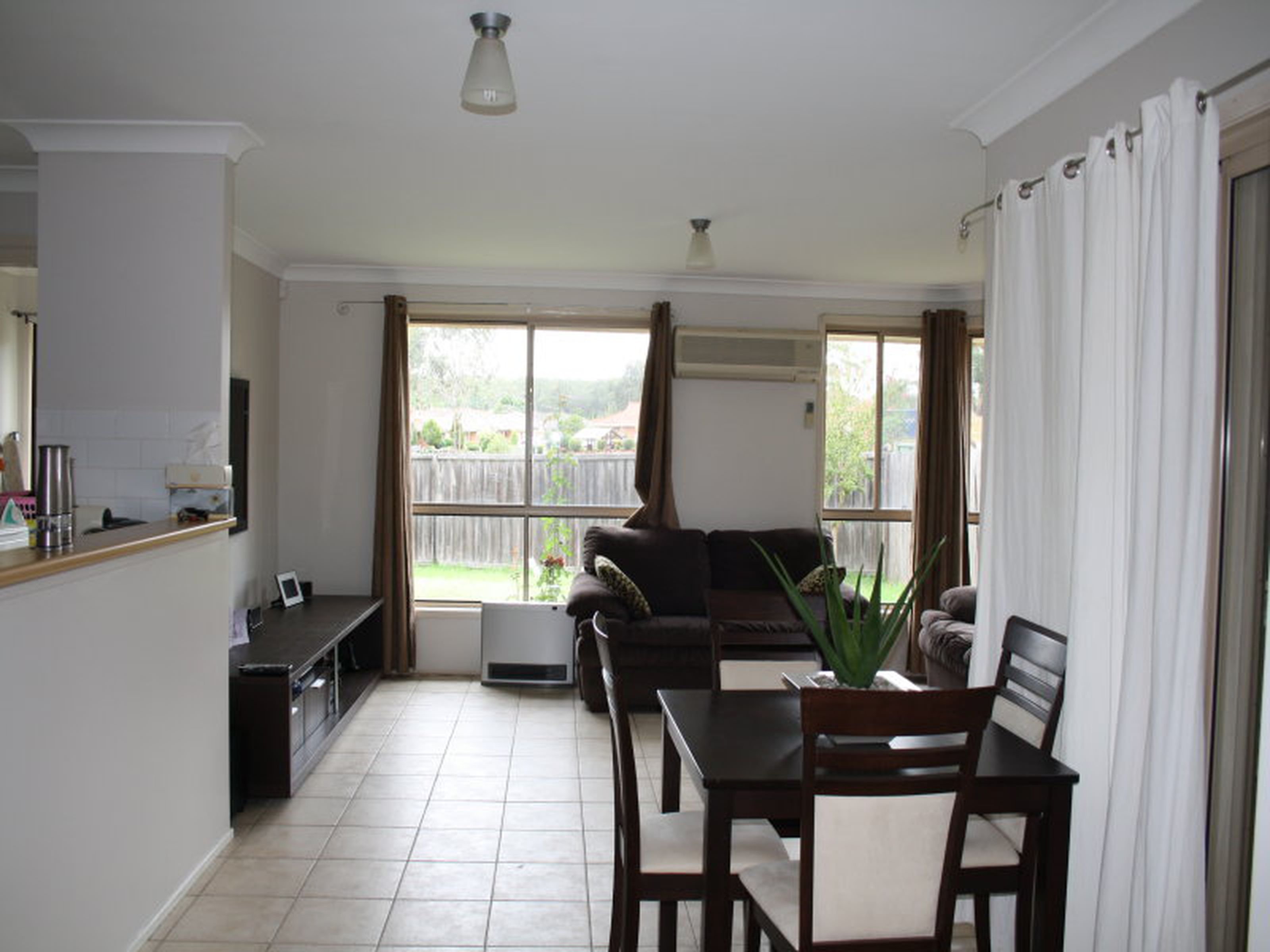 4 Linara Circuit, GLENMORE PARK