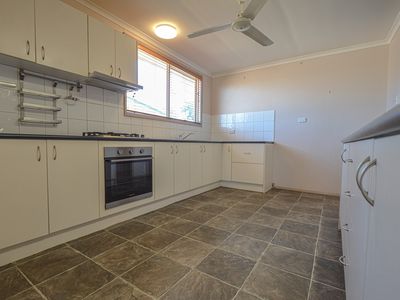 24 Bottlebrush Crescent, South Hedland