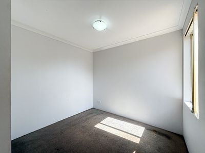 22 / 17 Third Avenue, Kelmscott