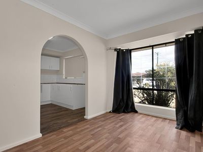 19 Wilcannia Way, Armadale